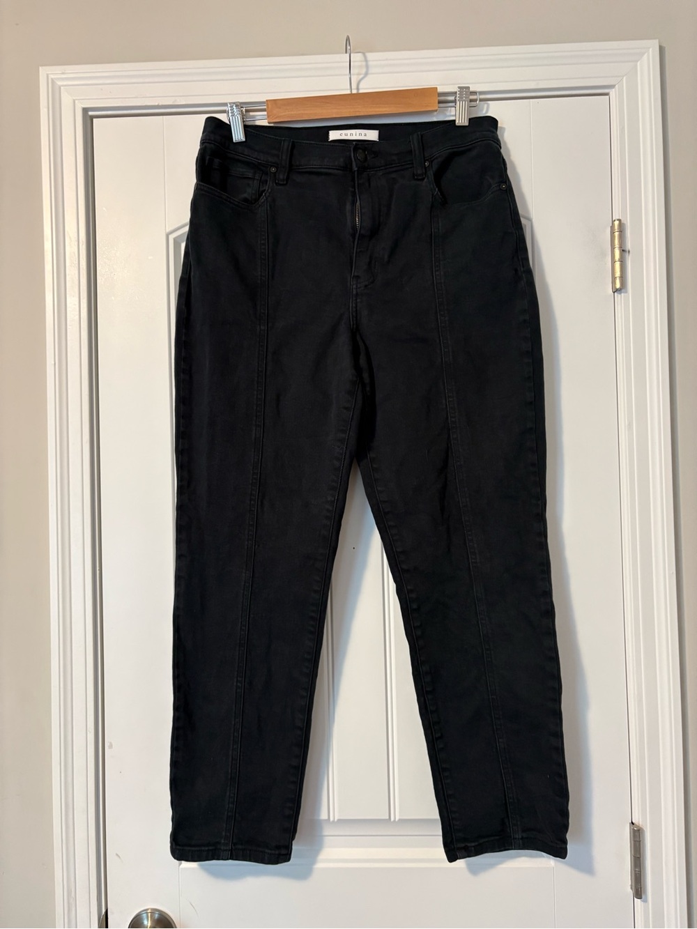 eunina Straight Leg Black Women's Jeans